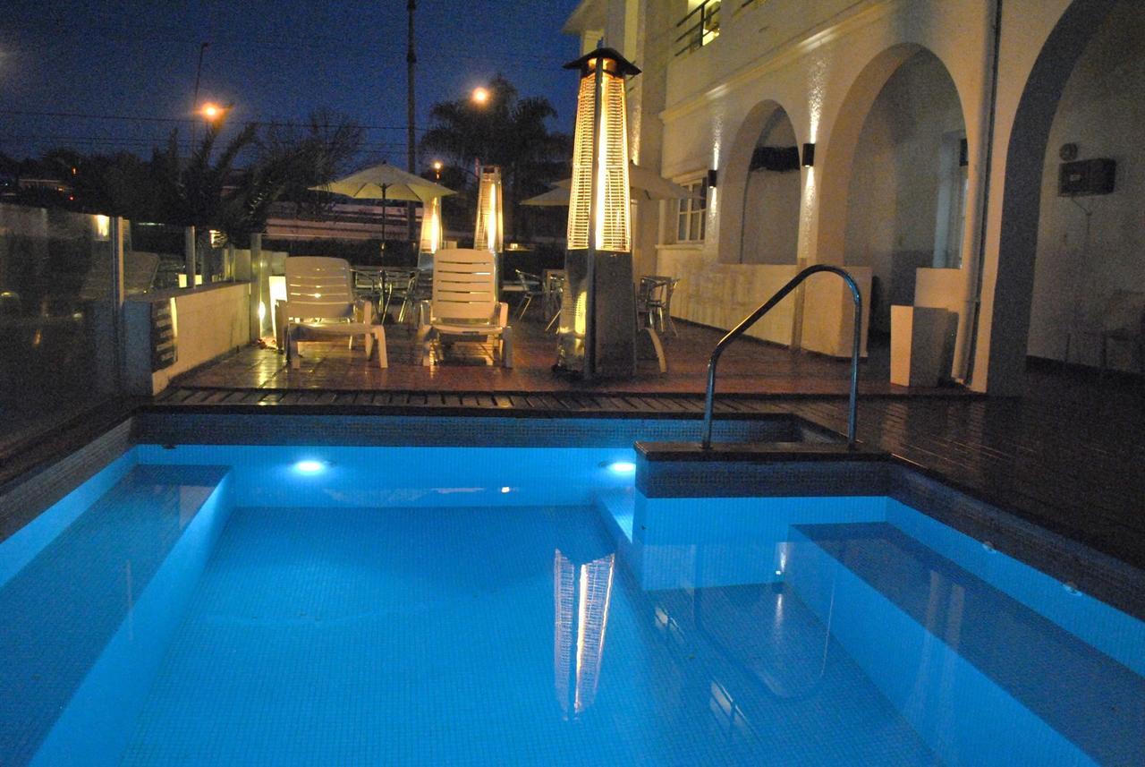 Hostal De La Costa Villa Carlos Paz Exterior foto